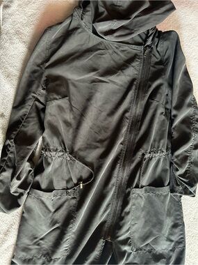 Women's Black Hooded Anorak Jacket - Classic Lightweight Coat